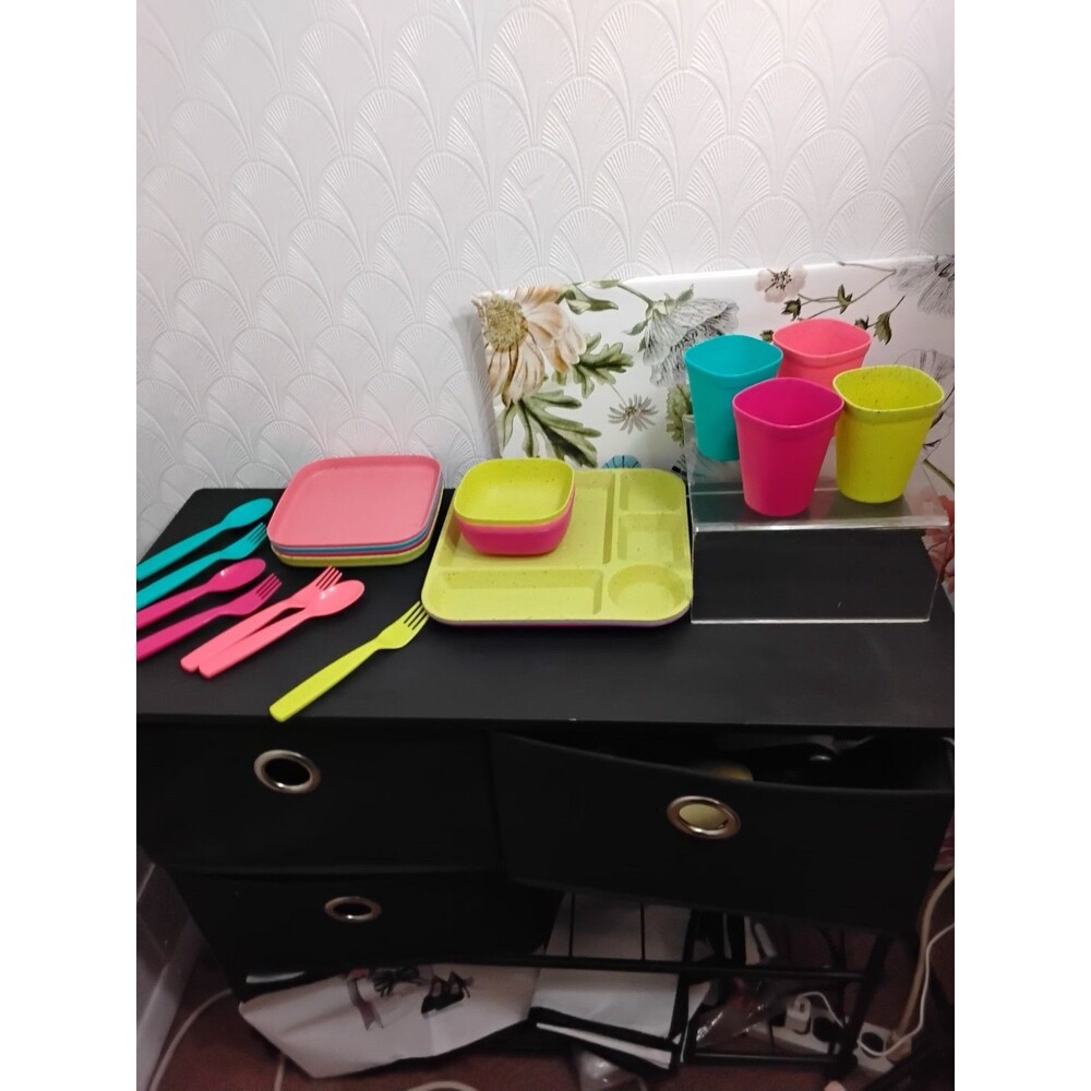 Batch  Camper Dish Set Service for 4